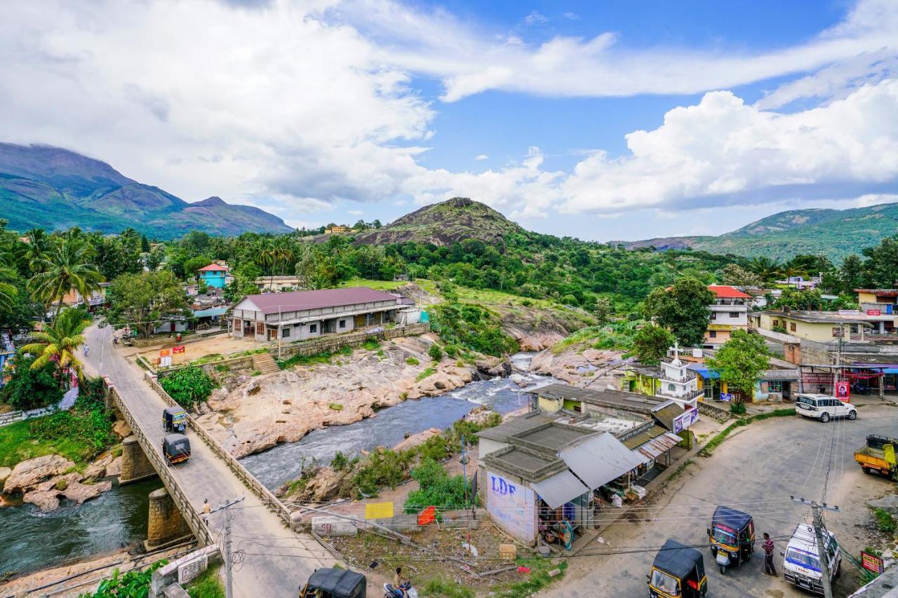 Oyo Preferred 15647 River View Inn مونار المظهر الخارجي الصورة